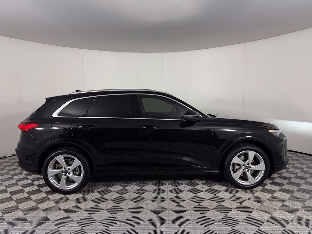 Used 2025 Audi Q5 Prestige AWD/4WD image 5