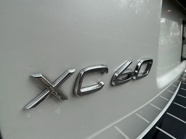 Used 2016 Volvo XC60 T6 Platinum AWD/4WD image 7