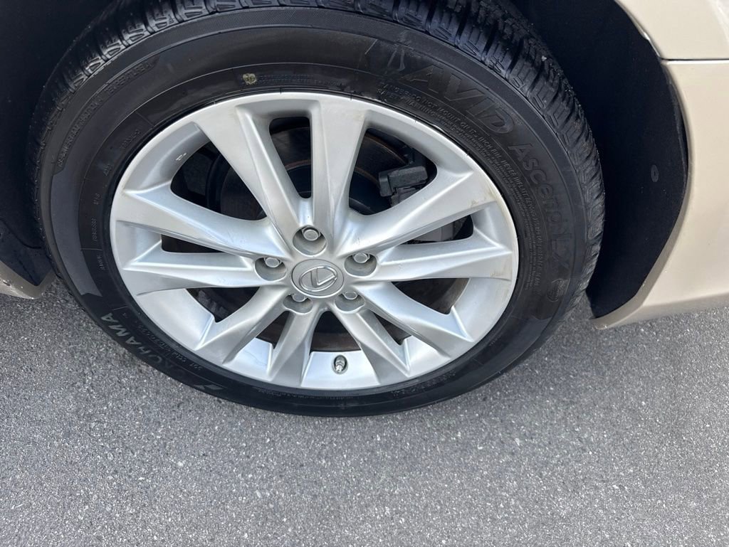Used 2011 Lexus ES 350 FWD image 6