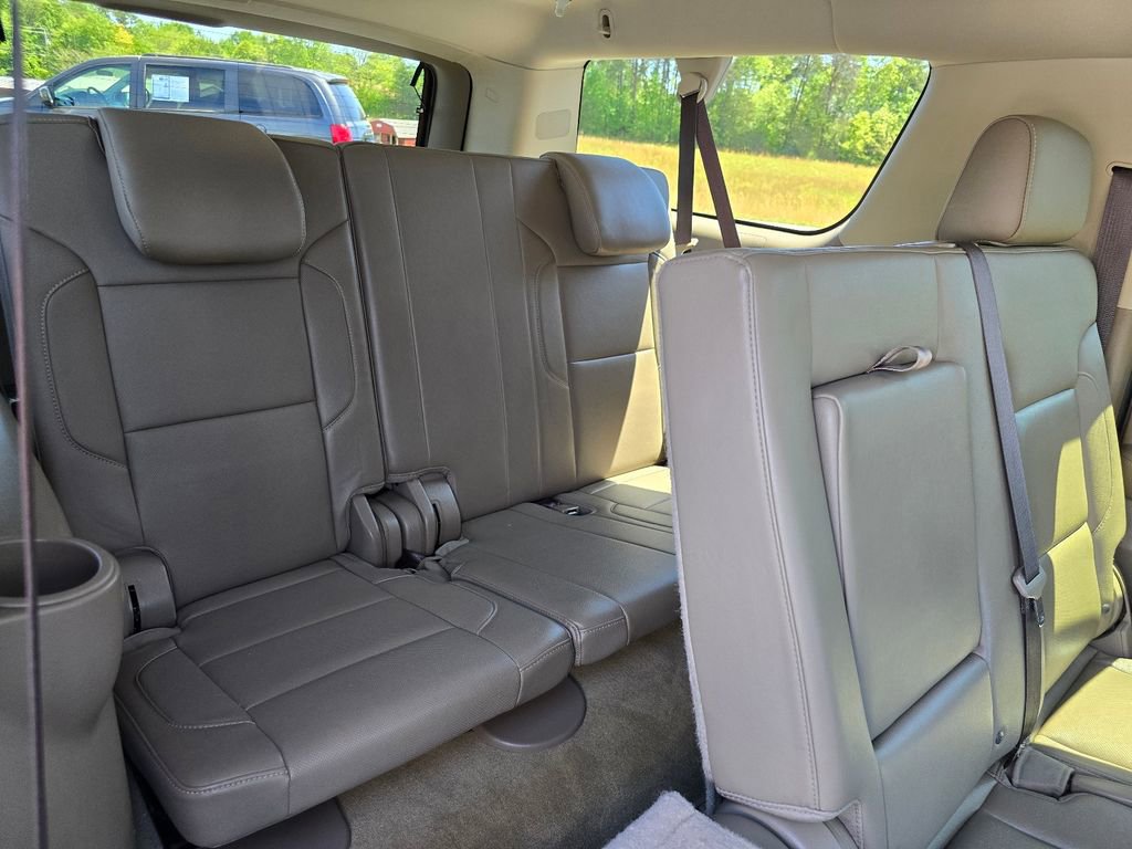 Used 2017 GMC Yukon XL SLT w/ Open Road Package image 13