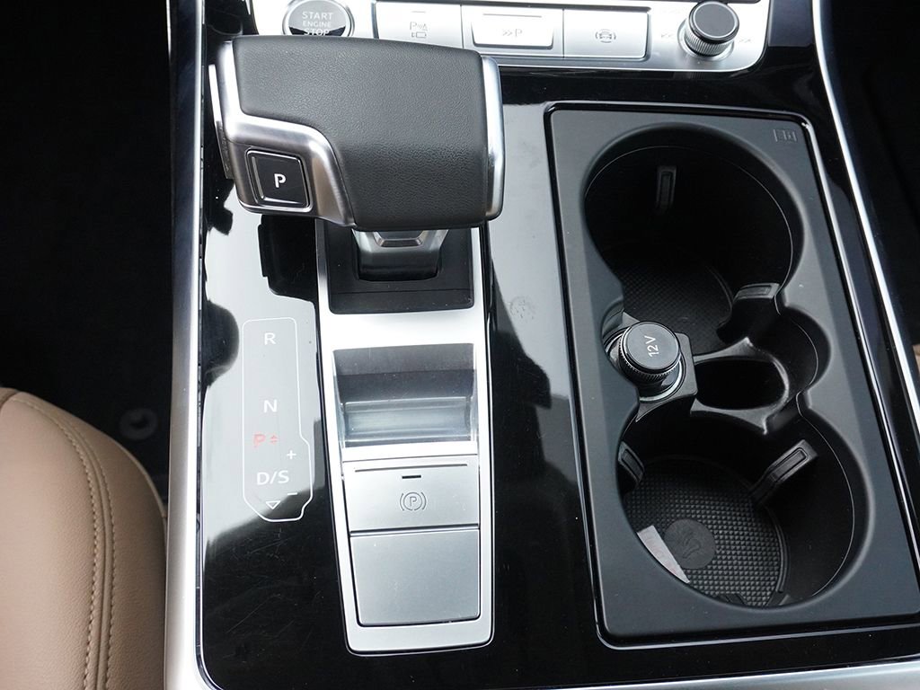 Used 2023 Audi Q8 Prestige AWD/4WD image 63