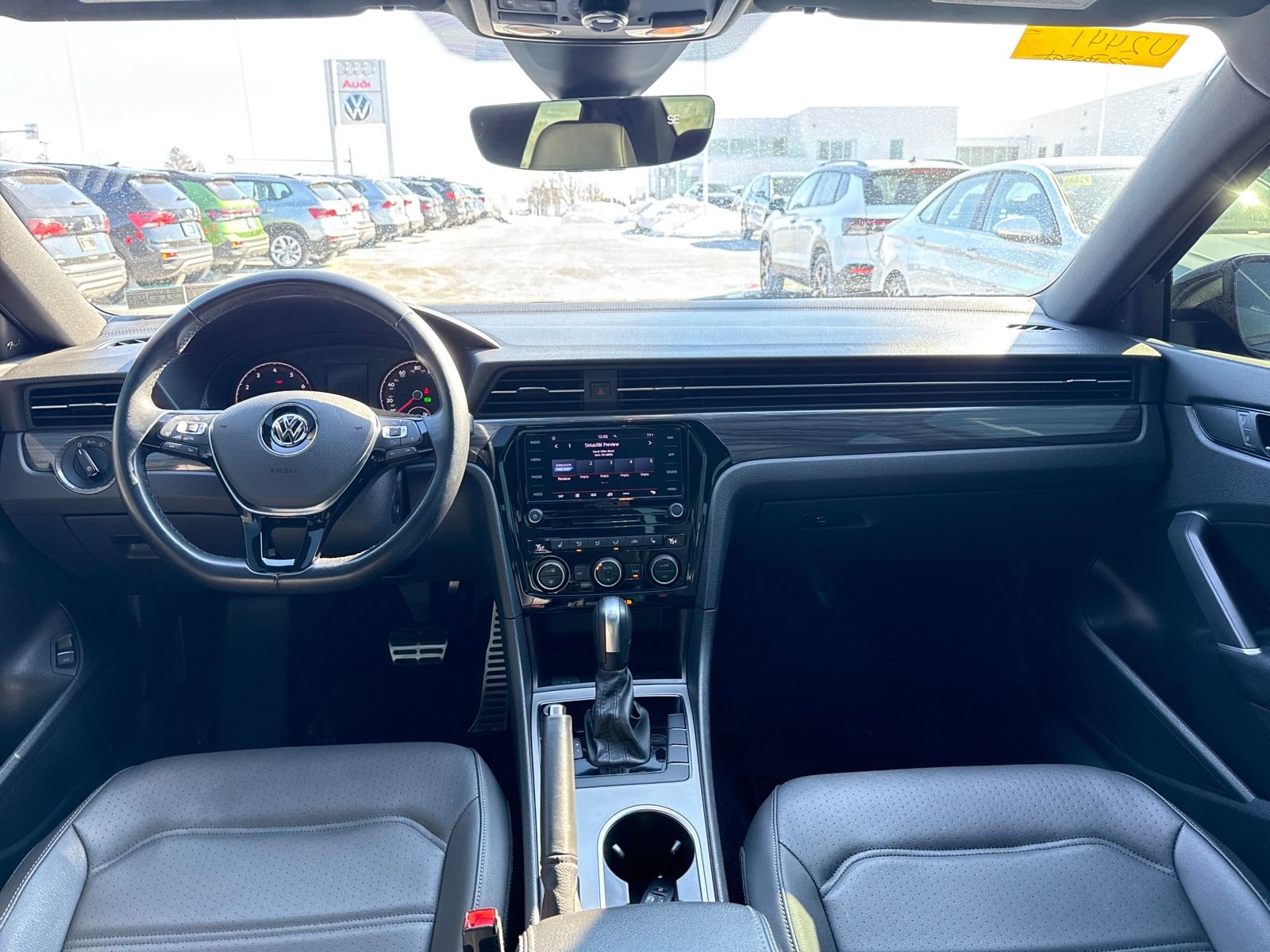 Certified 2022 Volkswagen Passat 2.0T R-Line image 10