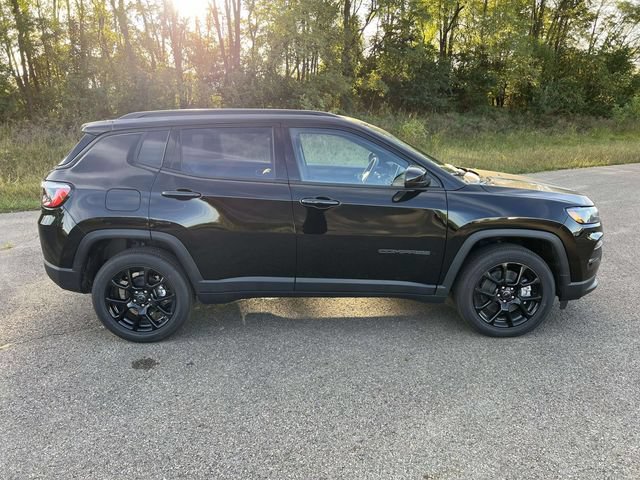 New 2026 Jeep Compass Latitude w/ Quick Order Package 29K AWD/4WD image 11