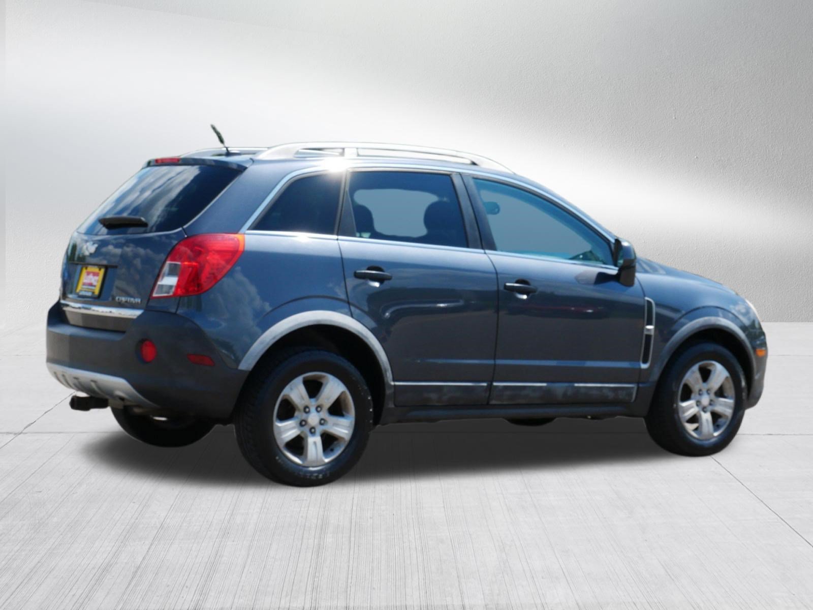 Used 2013 Chevrolet Captiva Sport LS FWD image 7