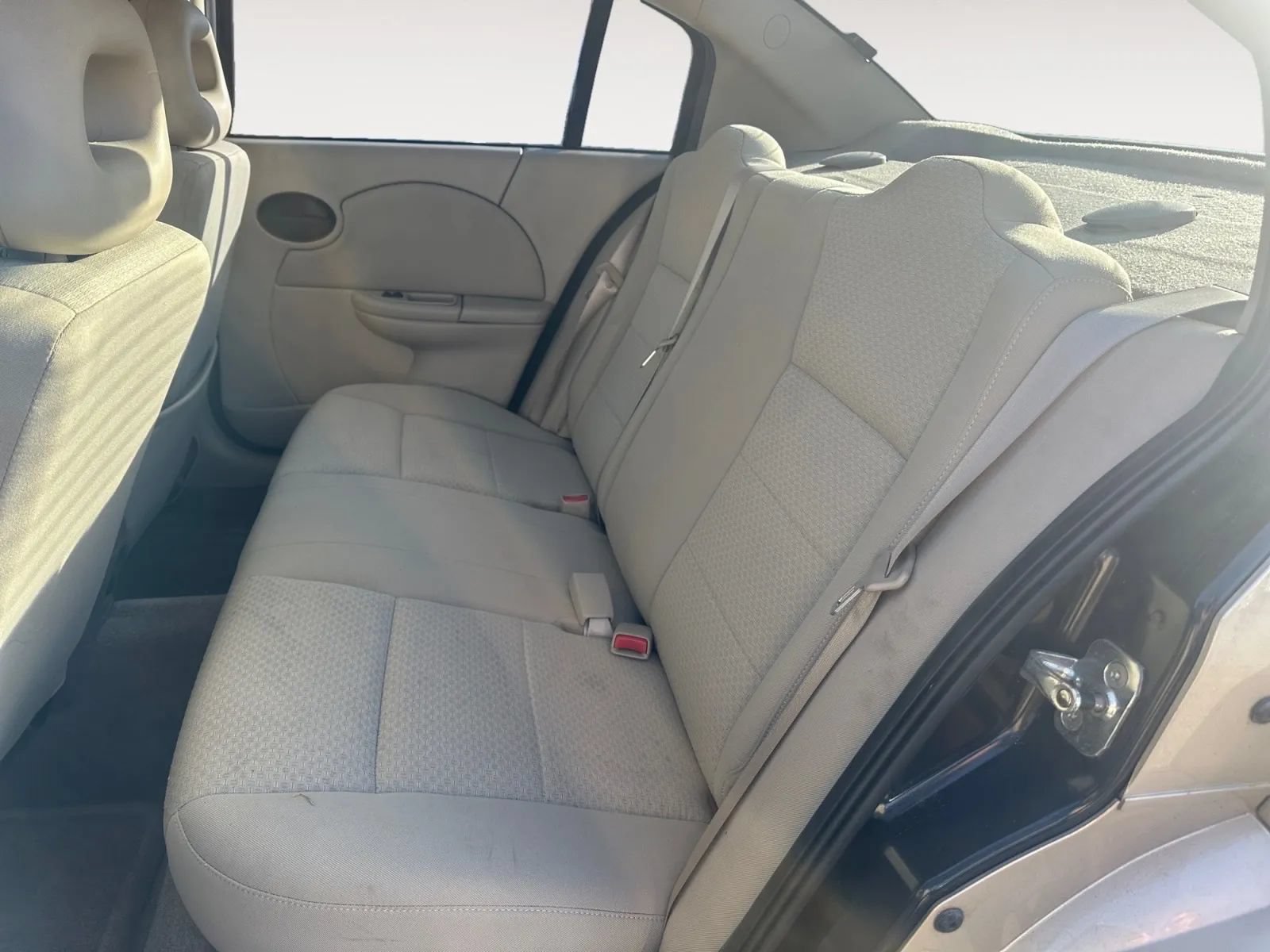 Used 2005 Saturn ION Level 2 w/ Power Pkg FWD image 13