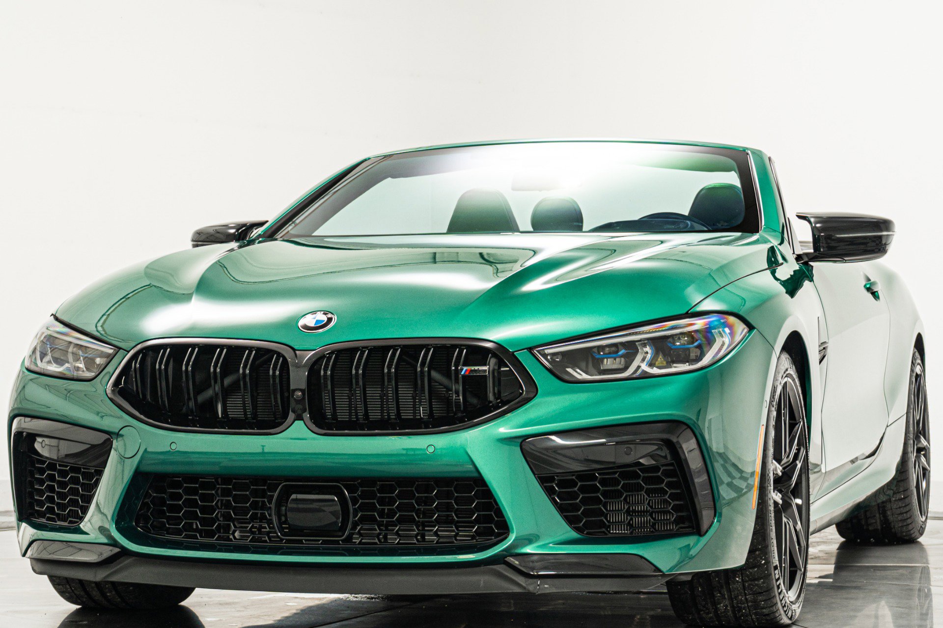 Used 2025 BMW M8 Competition AWD/4WD image 5