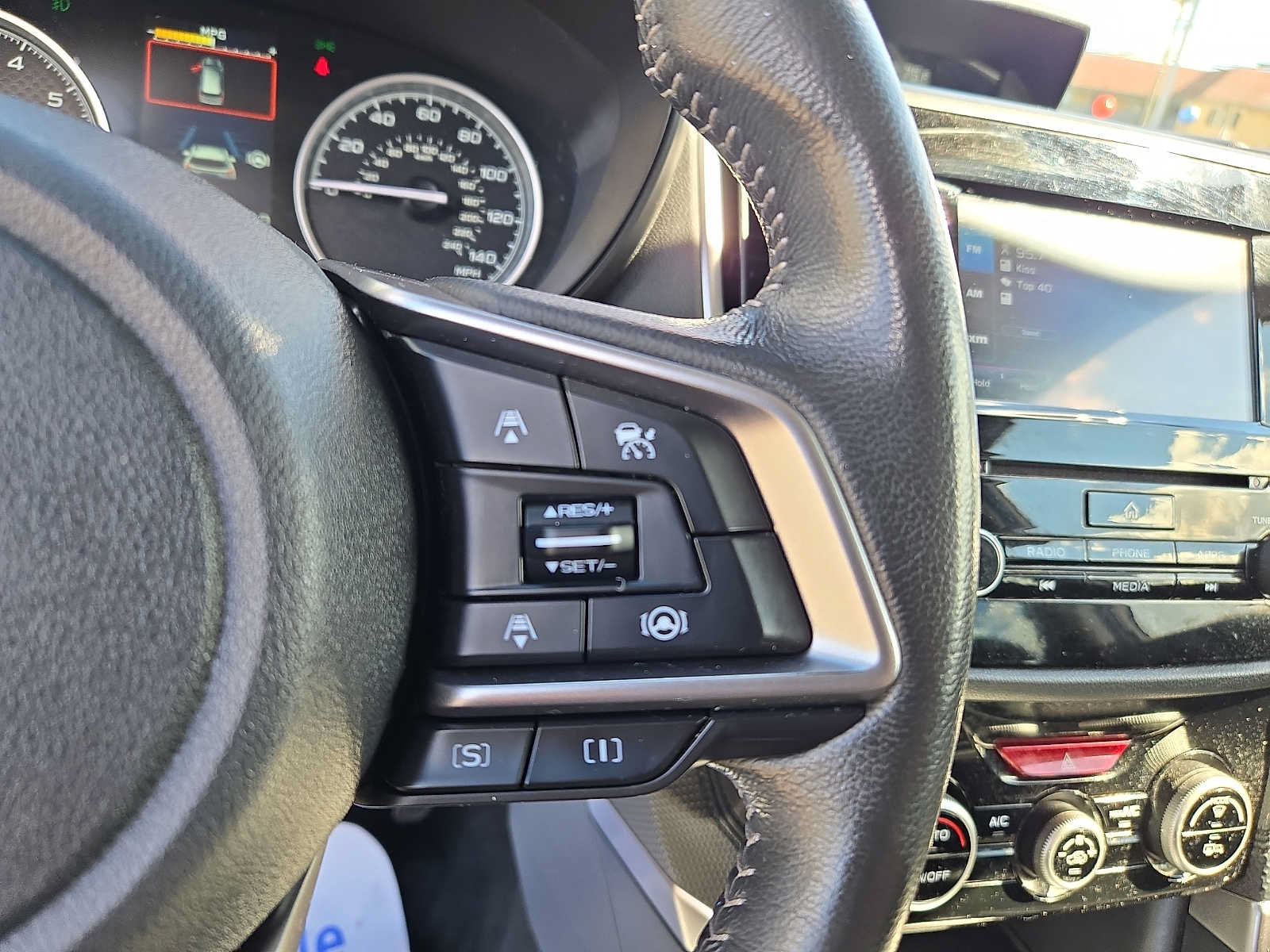 Used 2023 Subaru Forester Premium AWD/4WD image 23