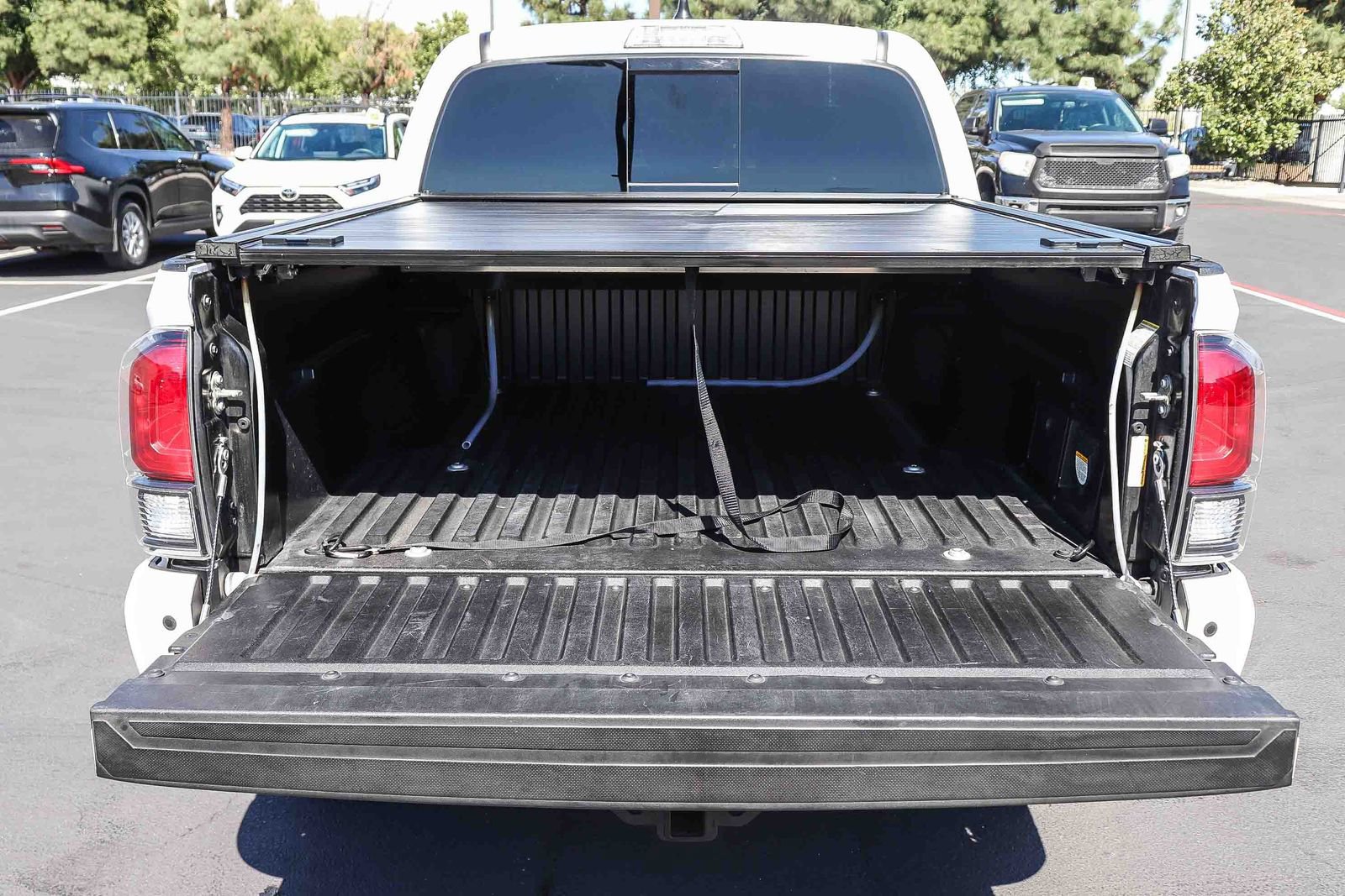 Used 2020 Toyota Tacoma TRD Pro AWD/4WD image 31