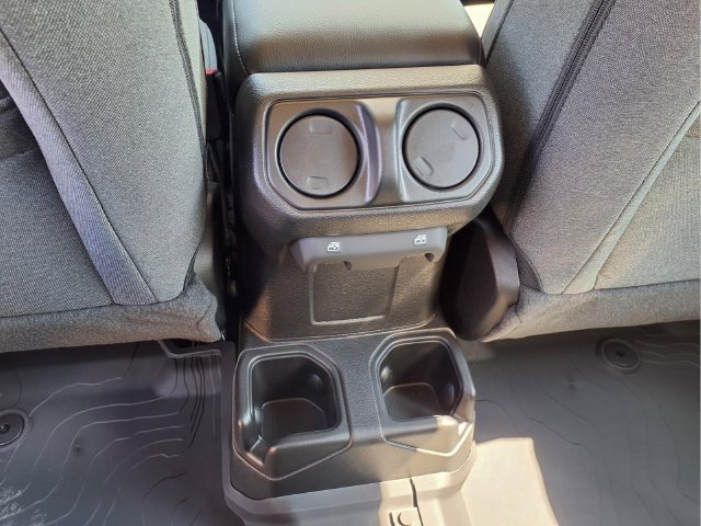 New 2026 Jeep Gladiator Sport AWD/4WD image 11