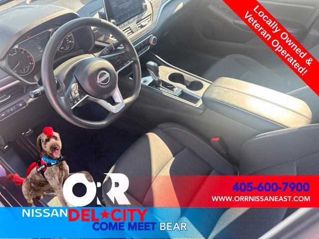 Used 2025 Nissan Altima 2.5 SV FWD image 28