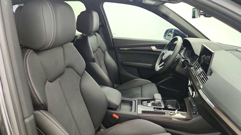 Used 2022 Audi SQ5 Prestige AWD/4WD image 25