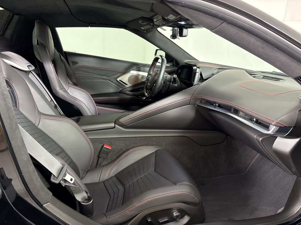 Used 2023 Chevrolet Corvette Z06 RWD image 19