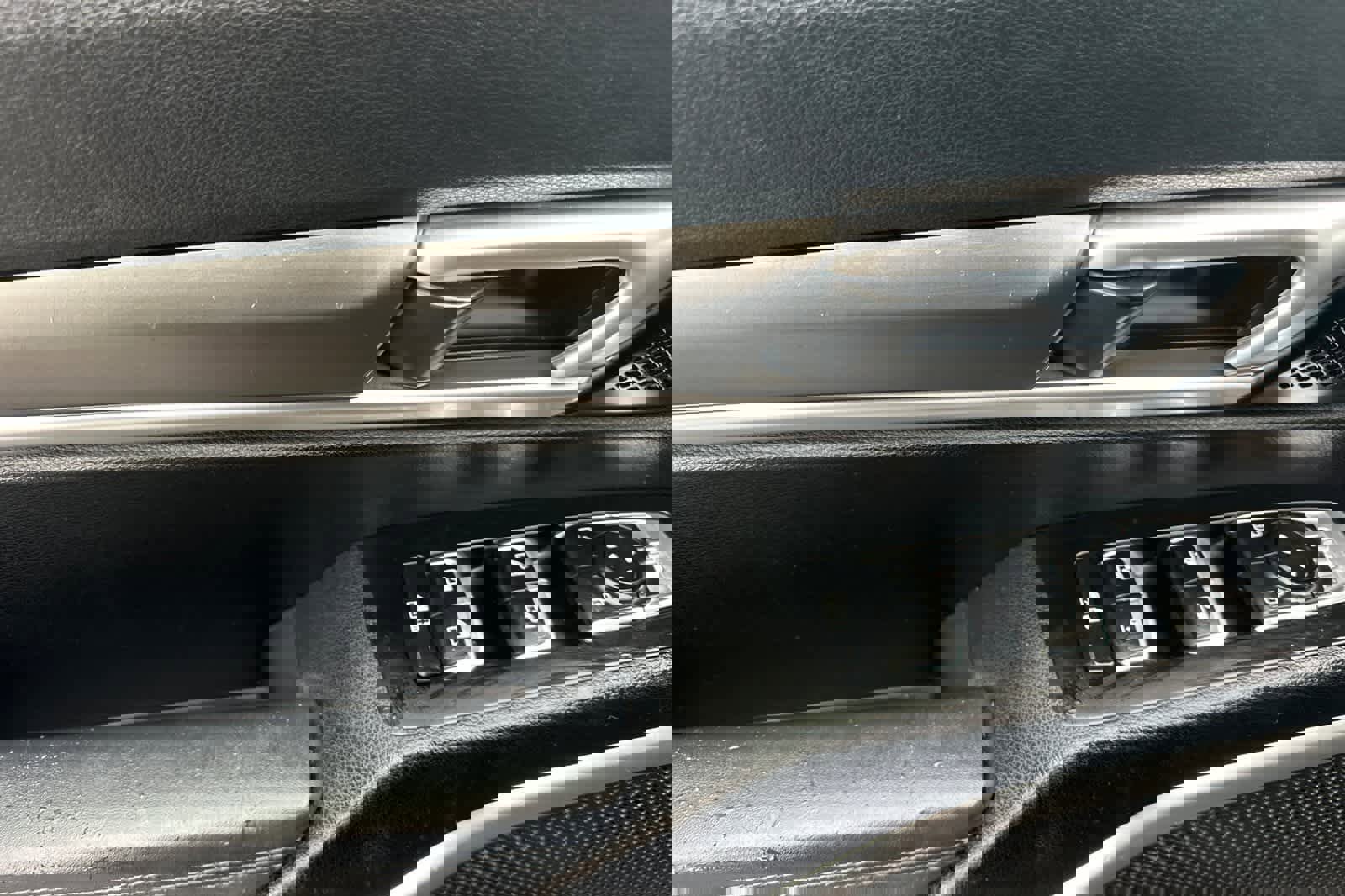 Used 2020 Kia Telluride LX image 13