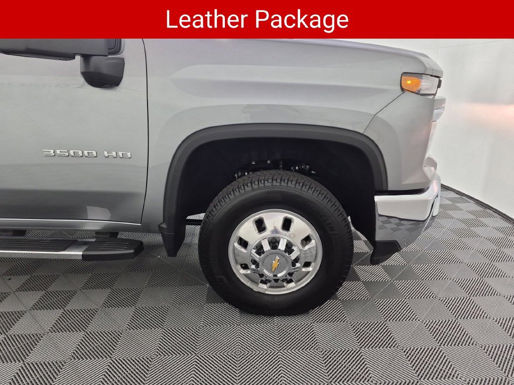 Certified 2026 Chevrolet Silverado 3500 LT w/ All Star Edition AWD/4WD image 12