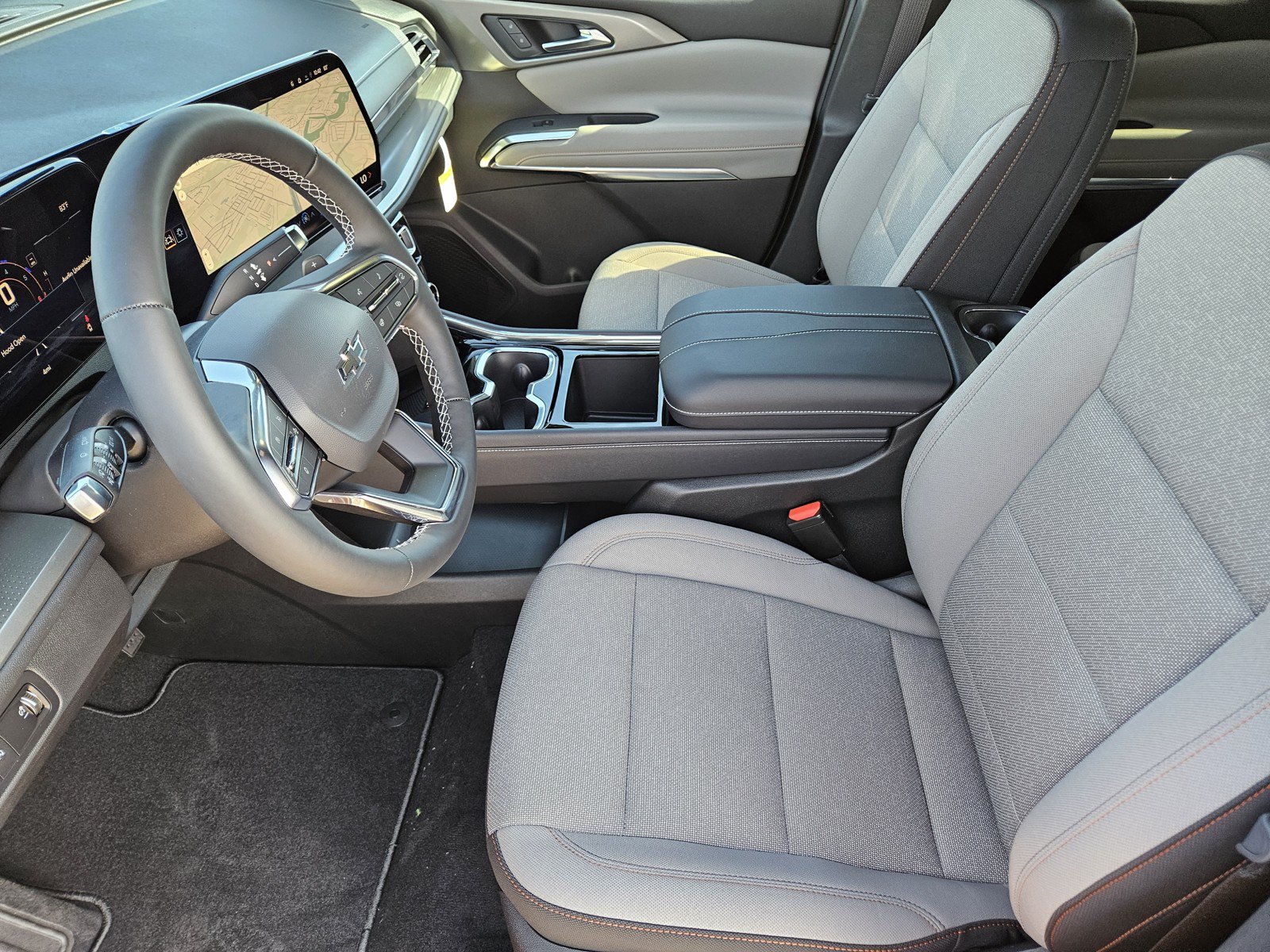New 2027 Chevrolet Traverse LT w/ Midnight/Sport Edition FWD image 9