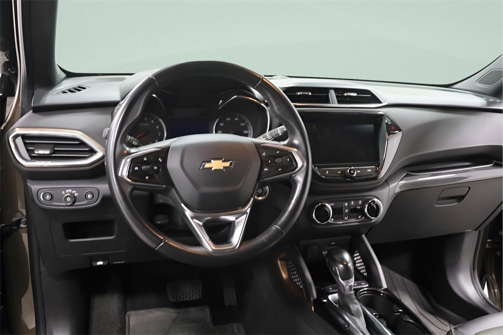 Used 2021 Chevrolet TrailBlazer ACTIV w/ Sun and Liftgate Package image 7
