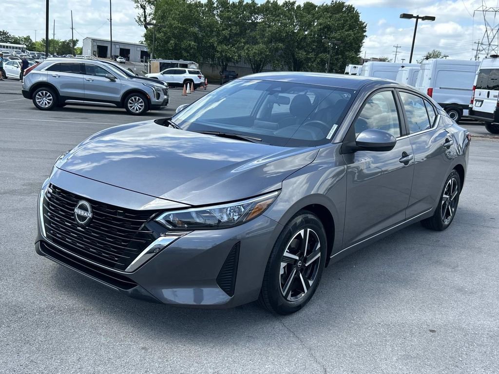 Used 2025 Nissan Sentra SV image 9
