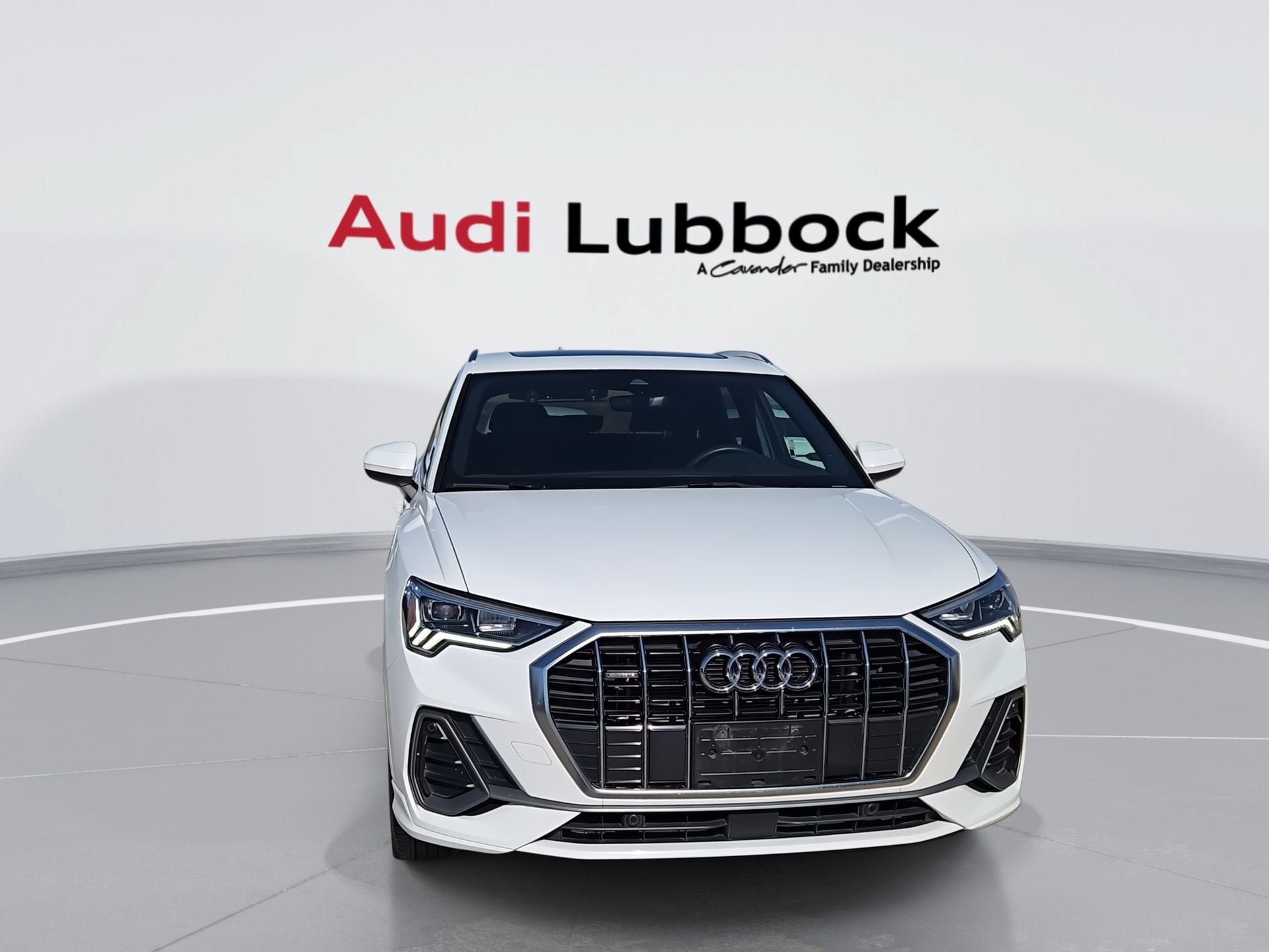 Used 2025 Audi Q3 2.0T Premium AWD/4WD image 2