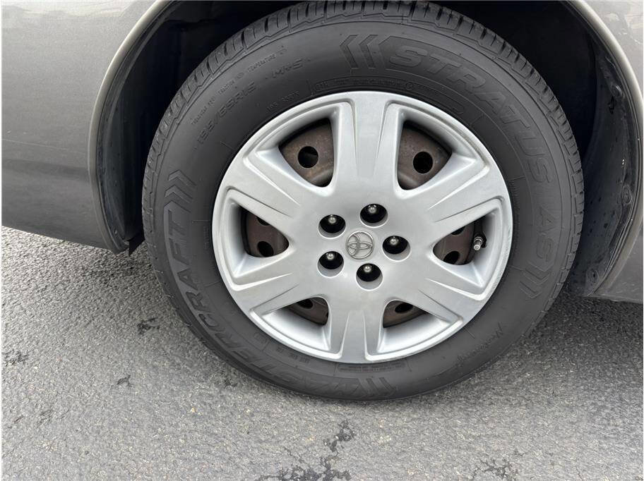 Used 2008 Toyota Corolla LE image 16