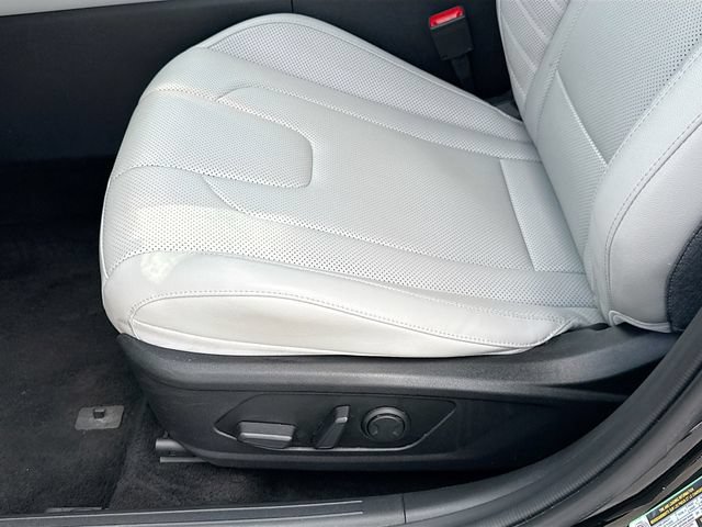 Used 2024 Hyundai Elantra Limited FWD image 20