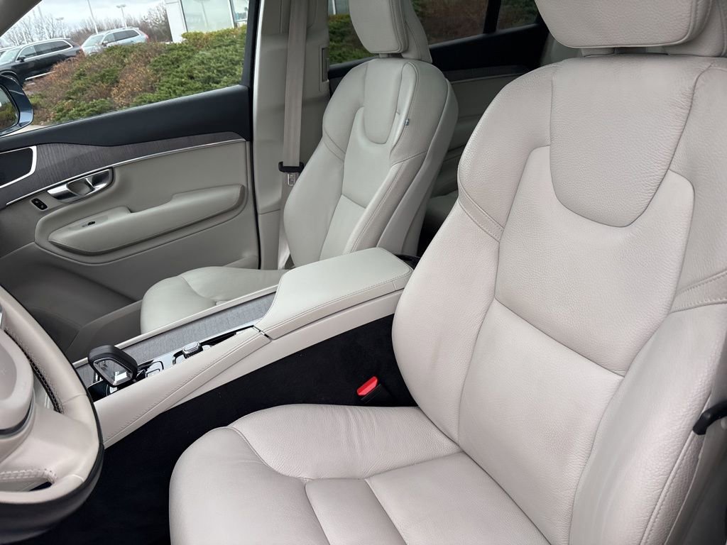 Certified 2023 Volvo XC90 B6 Plus w/ Protection Package Premier image 18
