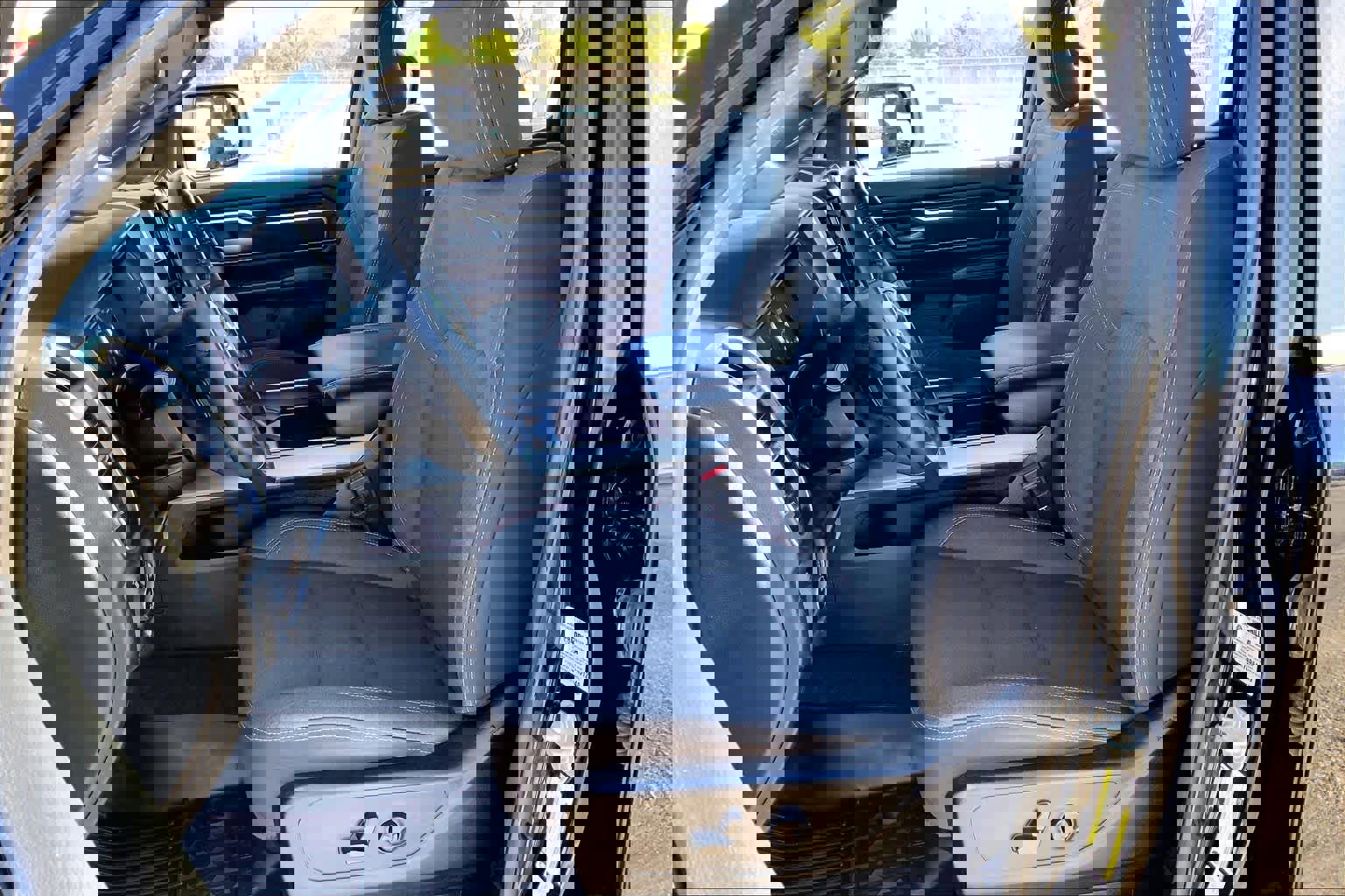 Used 2024 RAM 1500 Lone Star image 8