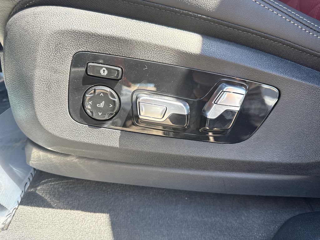 New 2027 BMW X6 M60i AWD/4WD image 23