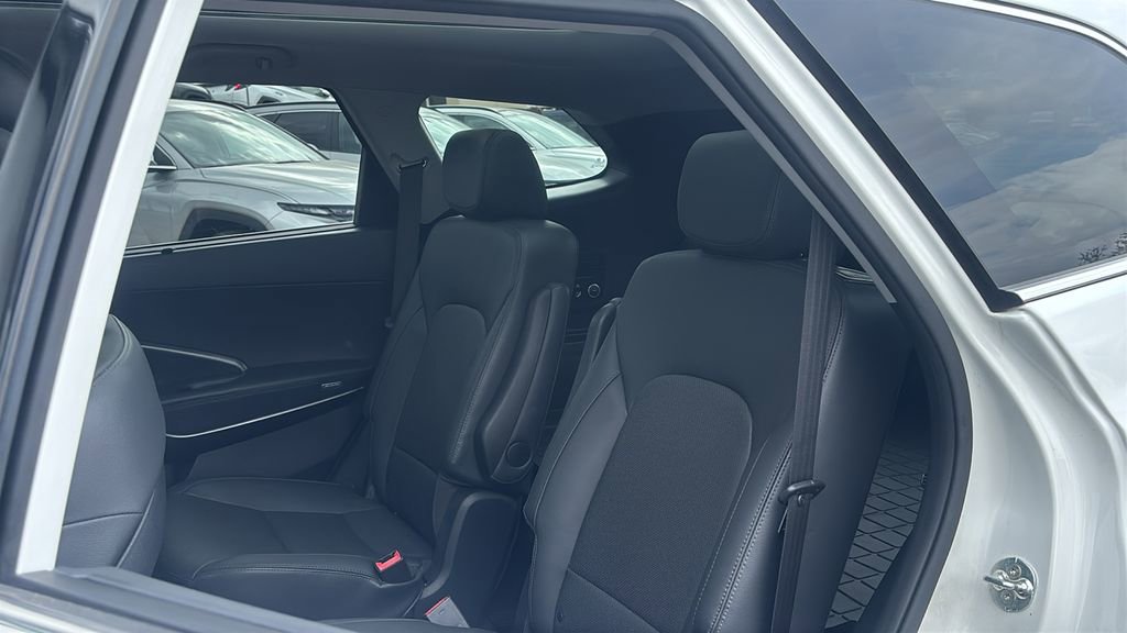 Used 2019 Hyundai Santa Fe XL image 27