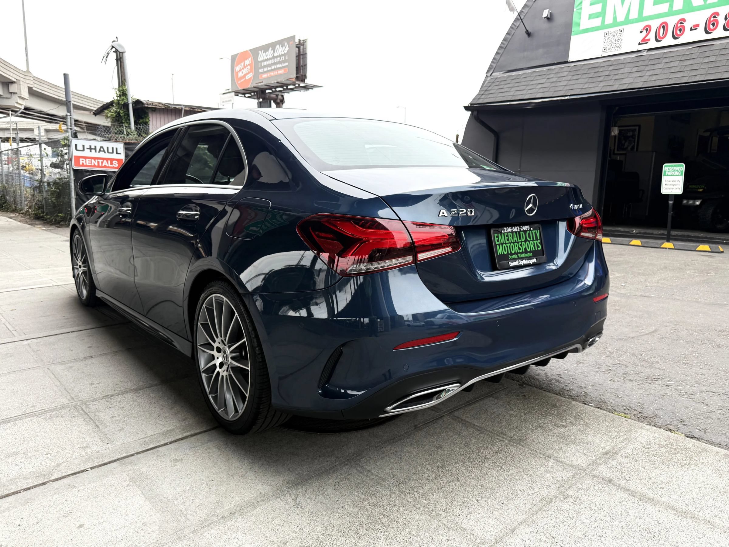 Used 2021 Mercedes-Benz A 220 4MATIC image 7