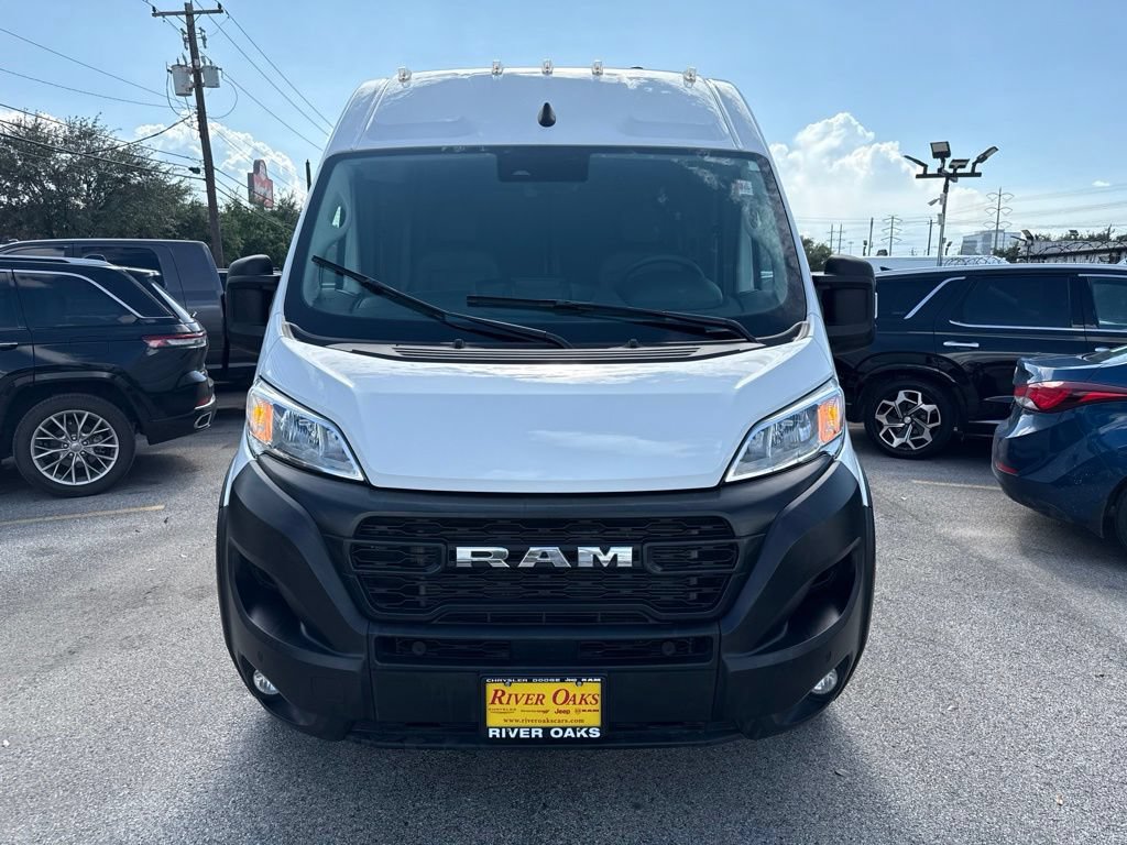 Used 2026 RAM ProMaster 2500 w/ Safety Group FWD image 2