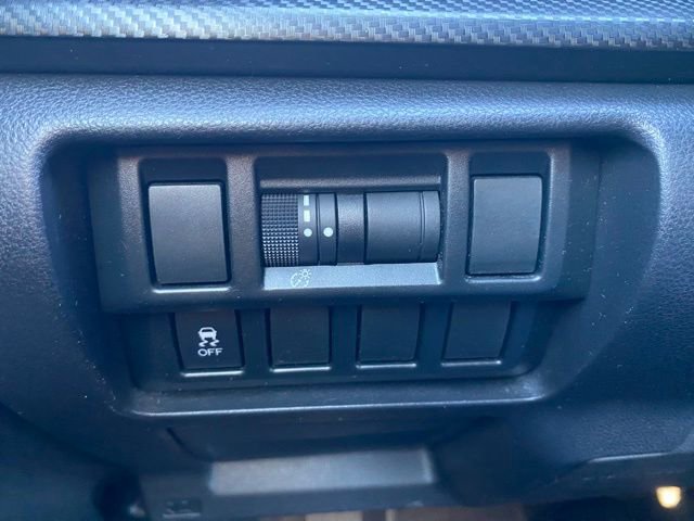 Used 2018 Subaru Crosstrek 2.0i Premium w/ Popular Package #3 image 26