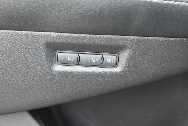 Used 2017 Nissan Murano Platinum AWD/4WD image 21