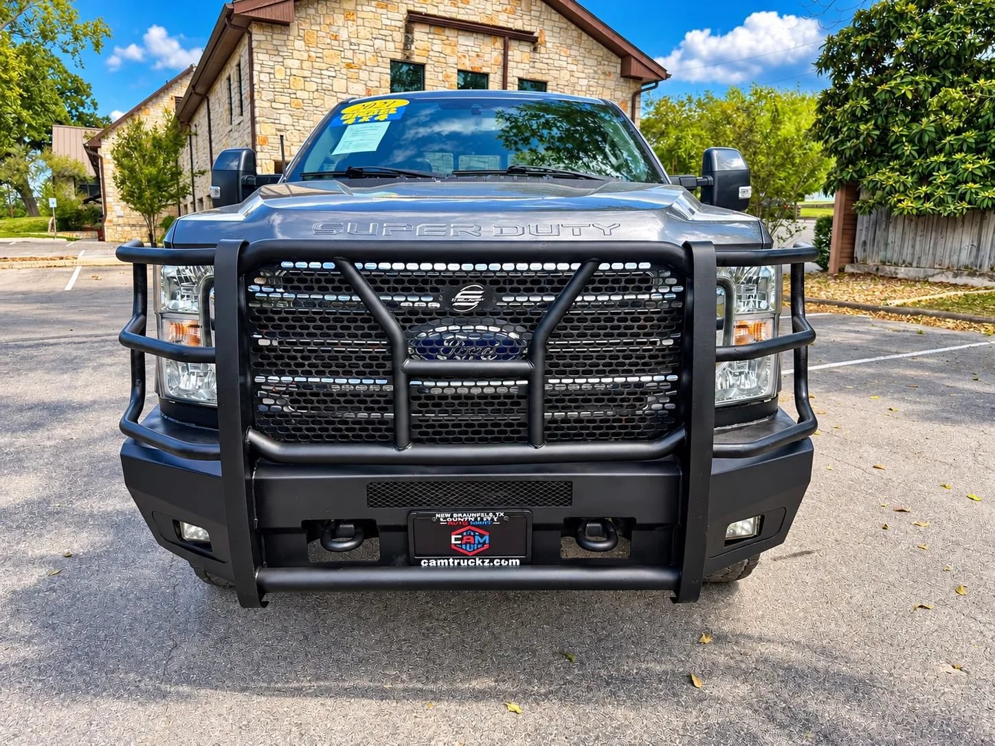 Used 2021 Ford F250 Lariat w/ FX4 Off-Road Package AWD/4WD image 3