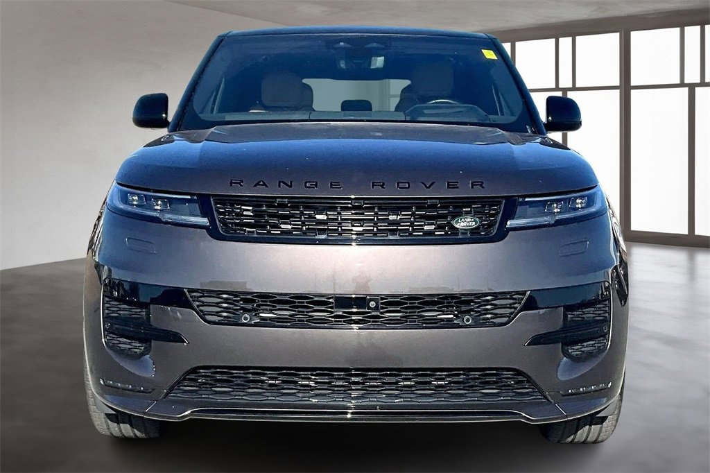 Used 2024 Land Rover Range Rover Sport Dynamic SE image 3