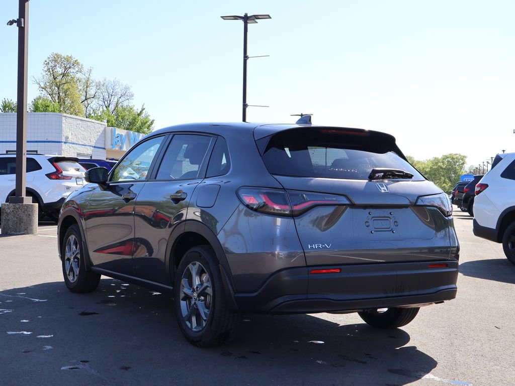 Used 2026 Honda HR-V LX image 5