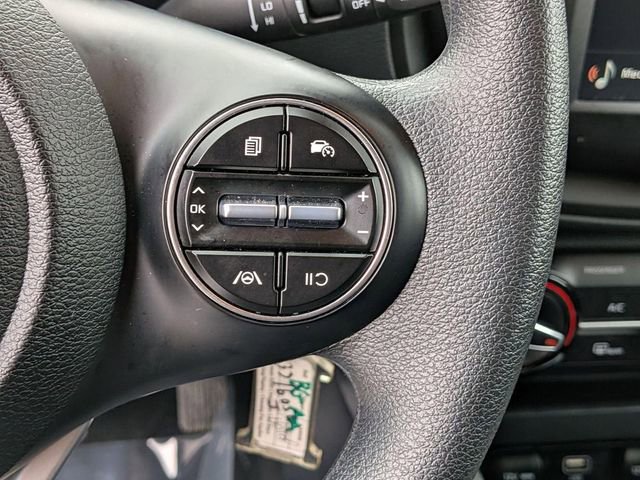Used 2025 Kia Soul LX w/ LX Technology Package image 19