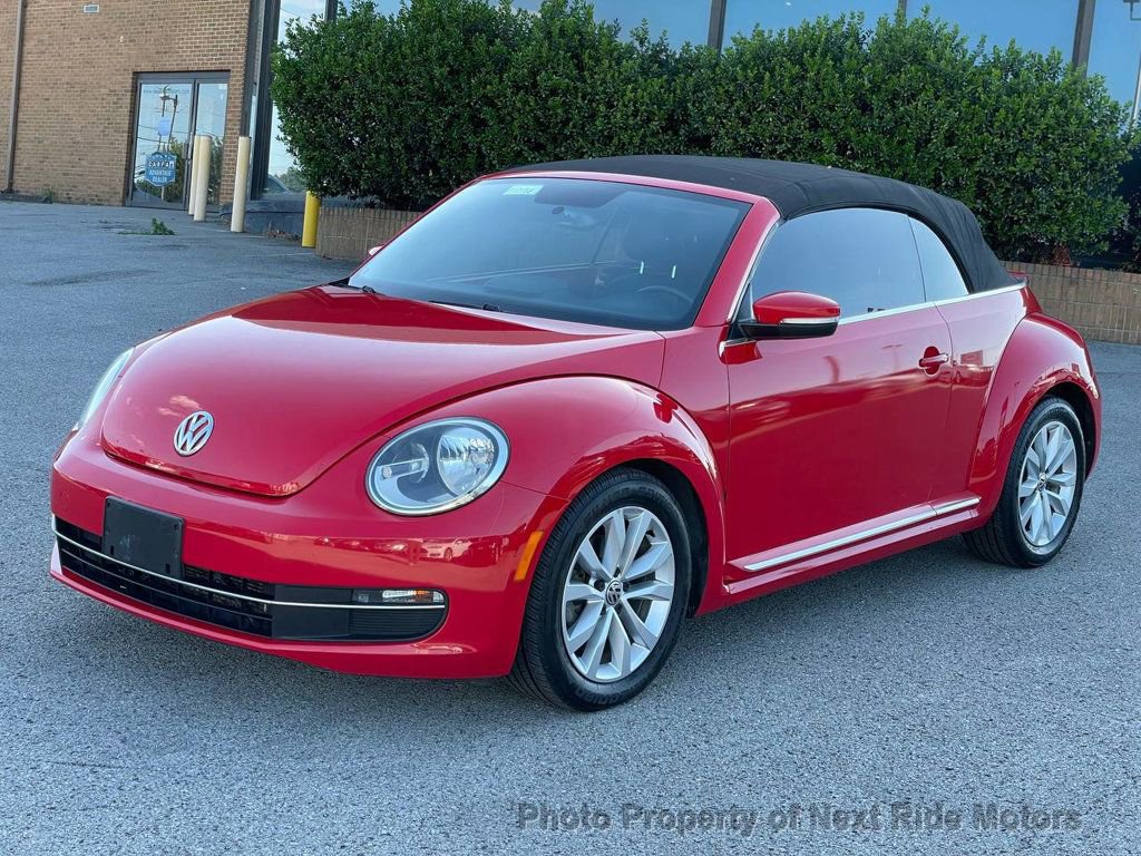 Used 2013 Volkswagen Beetle TDI FWD image 3