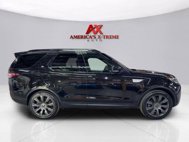 Used 2017 Land Rover Discovery HSE AWD/4WD image 9