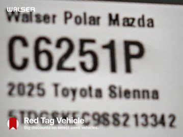 Used 2025 Toyota Sienna XSE AWD/4WD image 31