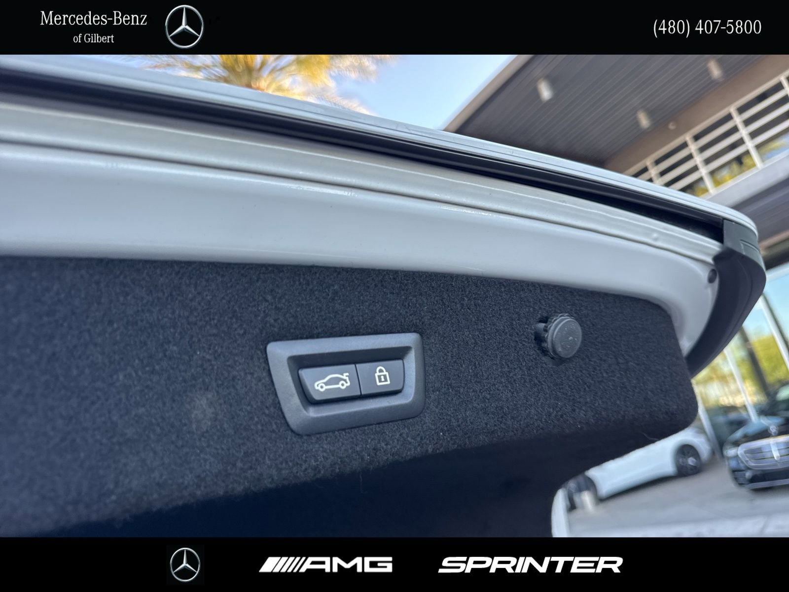 Used 2022 BMW 740i w/ M Sport Package RWD image 8