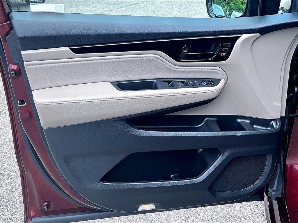 Used 2019 Honda Odyssey Elite image 9