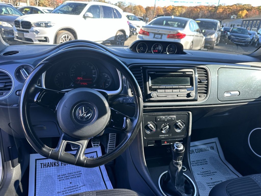 Used 2012 Volkswagen Beetle 2.0T image 17