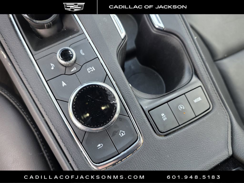Certified 2025 Cadillac XT4 Premium Luxury image 16