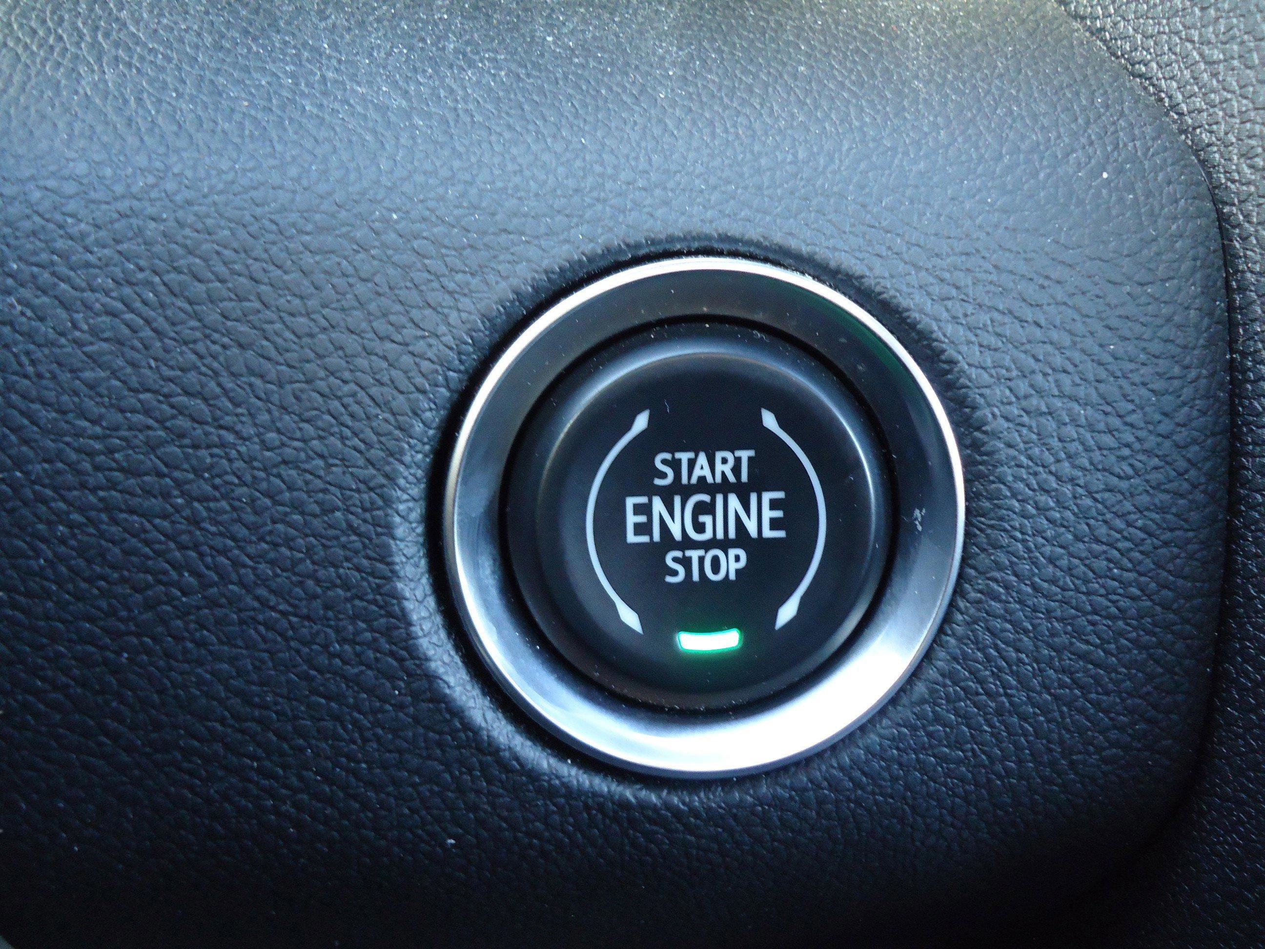 Used 2024 GMC Acadia Denali w/ Super Cruise Package image 12