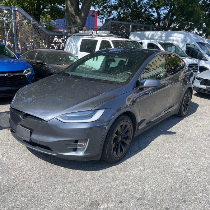 Used 2018 Tesla Model X P100D image 1