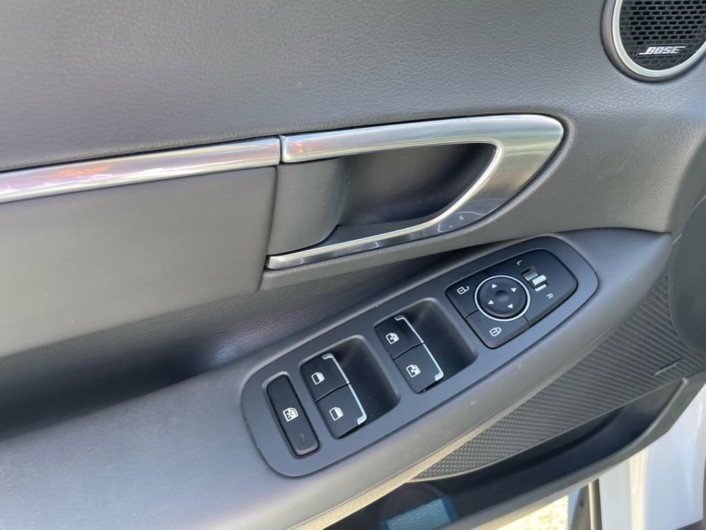 Used 2023 Hyundai Sonata SEL Plus image 12