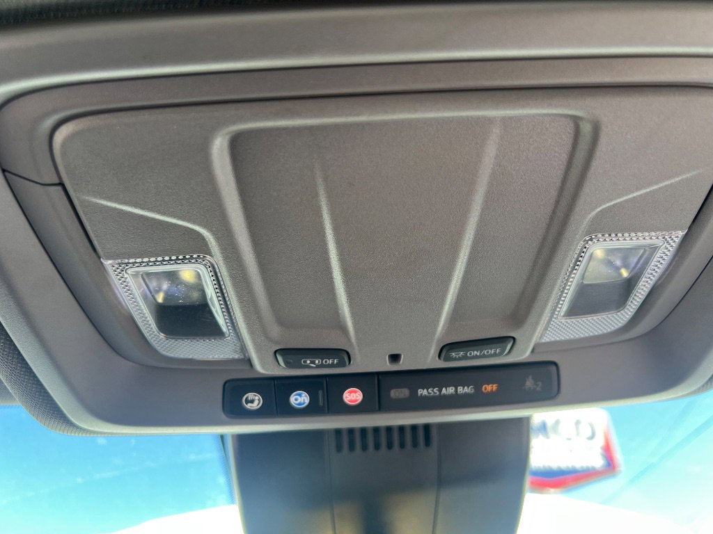 Used 2025 Chevrolet Silverado 1500 W/T image 24