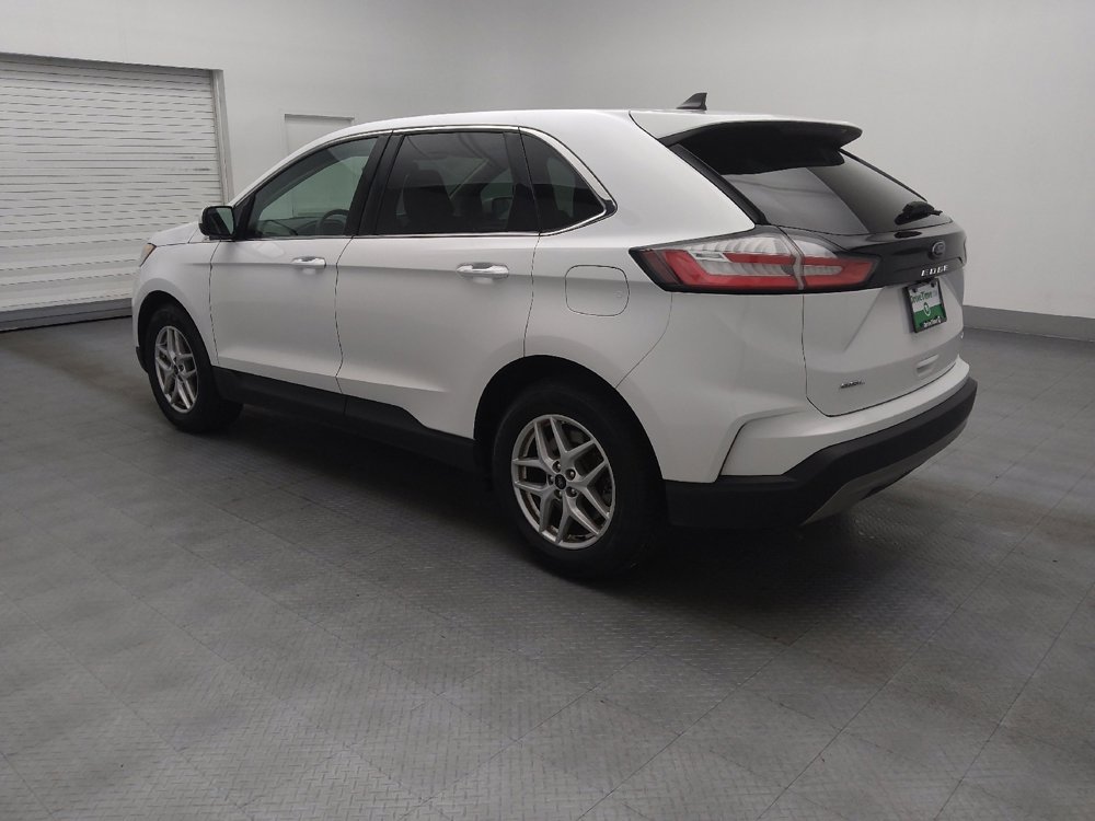 Used 2024 Ford Edge SEL image 3