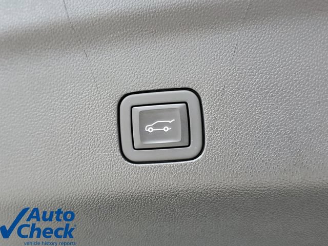 Used 2023 Chevrolet Tahoe RST w/ Luxury Package RWD image 11