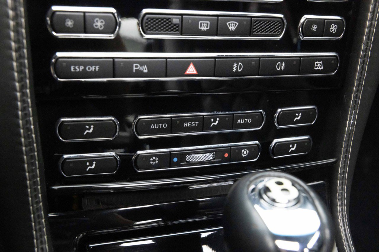 Used 2009 Bentley Arnage T RWD image 38